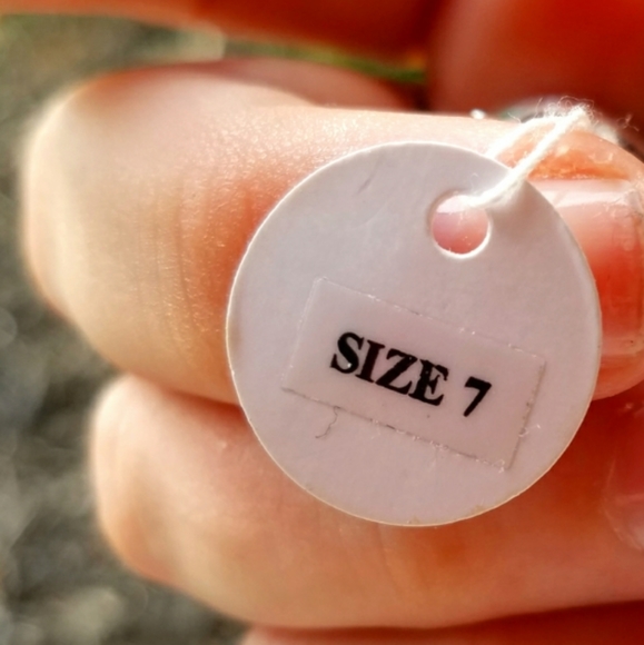 Lia Sophia Dahlia ring - Picture 2 of 5